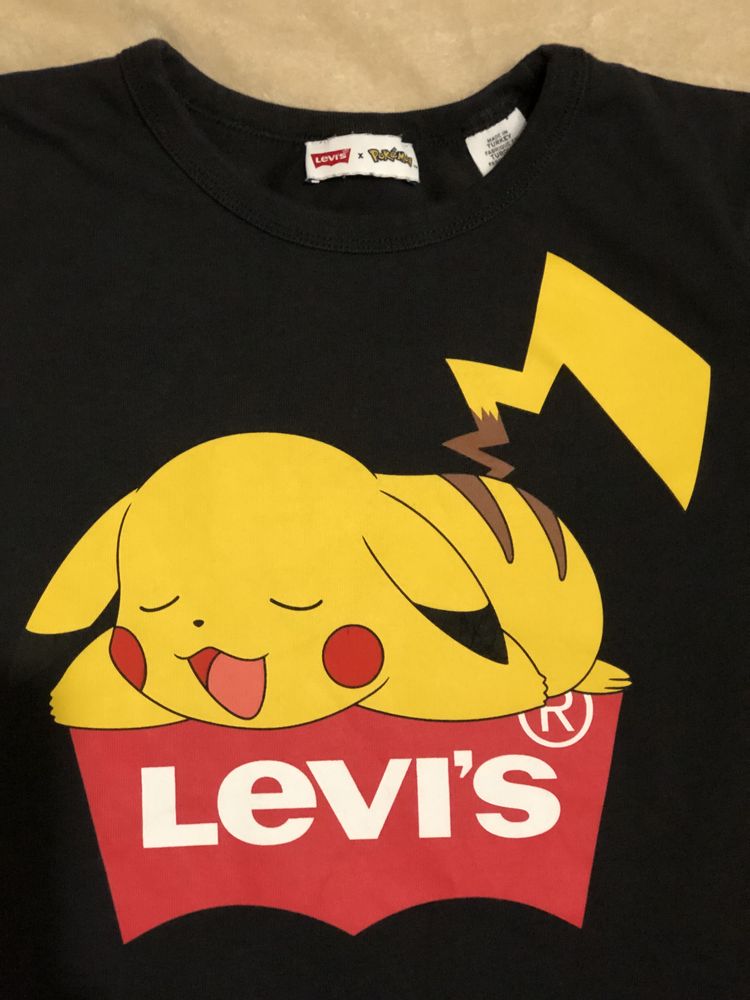 Tshirt koszulka levis x pokemon pikachu
