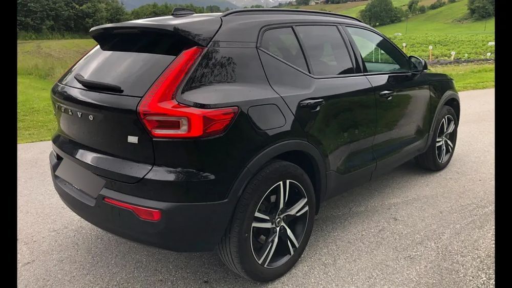 Volvo XC 40 T5 Recharge R-Design PHEV Harman Kardon LED Kamera
