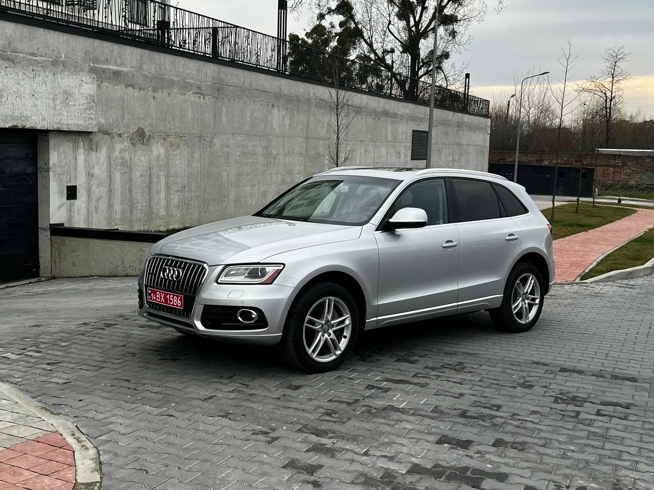 Audi q5 3.0 tdi premium plus