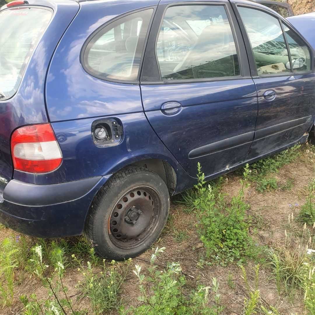 Renault Scenic I po lift 1.9 dci kolor granatowy metalik na części
