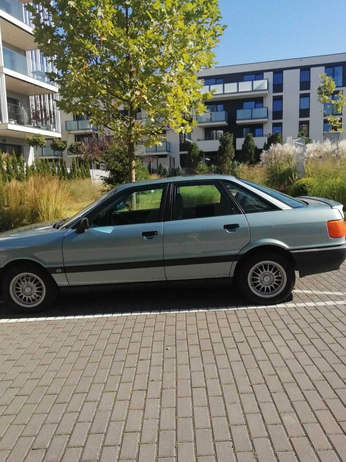 Zadbane Audi 80 B3