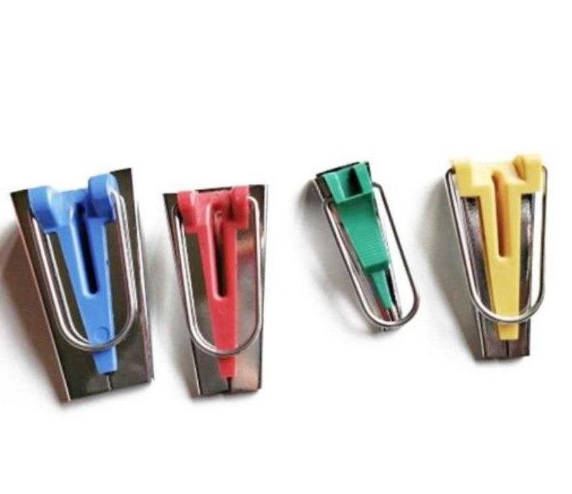 Набор инструментов для шитья, подрубливания, формирование бейки