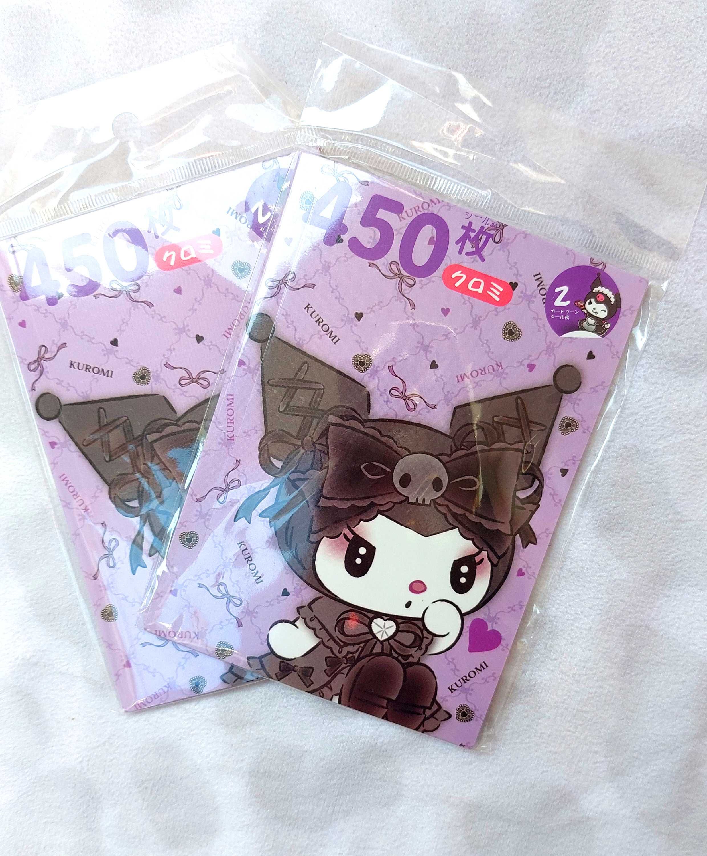 Książeczka z zestawem 450 naklejek Kuromi Sanrio Kawaii Hello Kitty