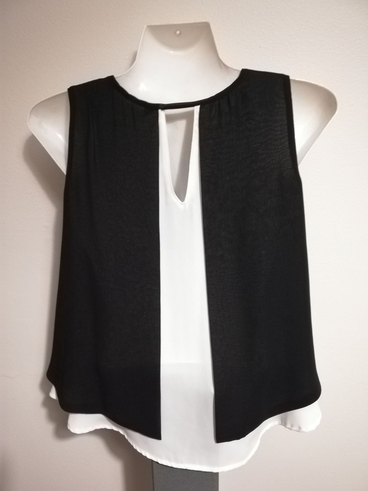 Blusa Top 2 tons Preto e Branco Zara Tamanho XS