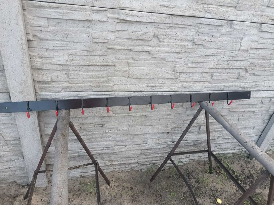 Wieszak  150 cm na ubrania itp. do Ogrodu/ warsztatu