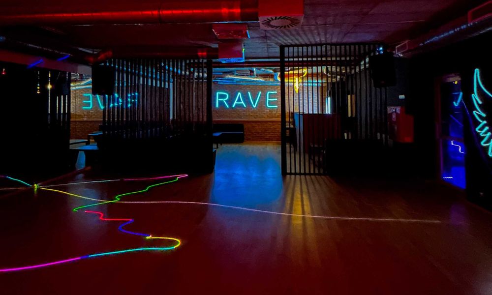 lokal na SYLWESTRA na Wyłączność Warszawa - klub/sala - 250m2-100 osób