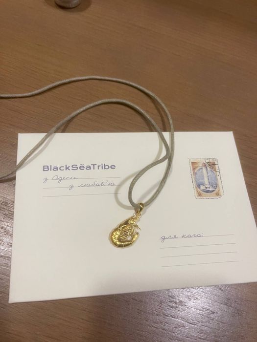 Украшение с позолотой Рачка