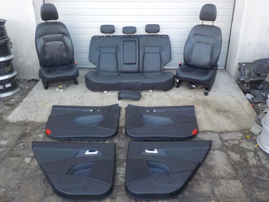 KIA SPORTAGE III FOTELE GRZANE KANAPA GRZANA CZARNA SKÓRA BOCZKI