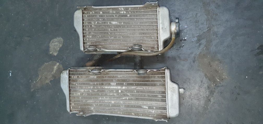 chłodnica chłodnice komplet prawa lewa korek Suzuki Rmz 450 rok 06-08