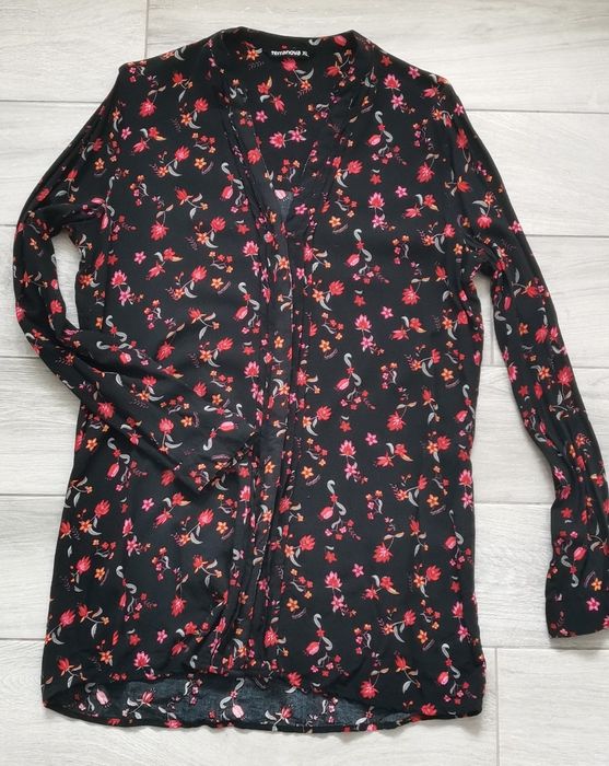 Czarna koszula w kwiaty, Terranova XL 42
