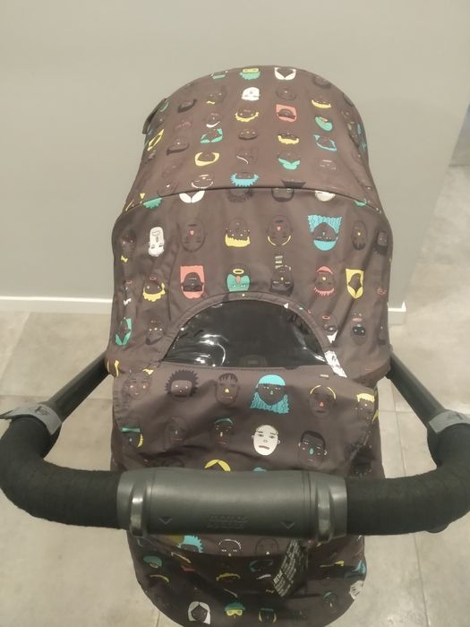 Wózek Mamas & Papas Armadillo City spacerówka