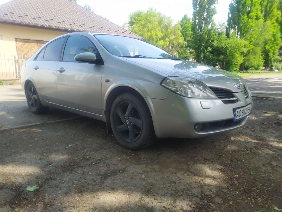 Nissan Primera P12