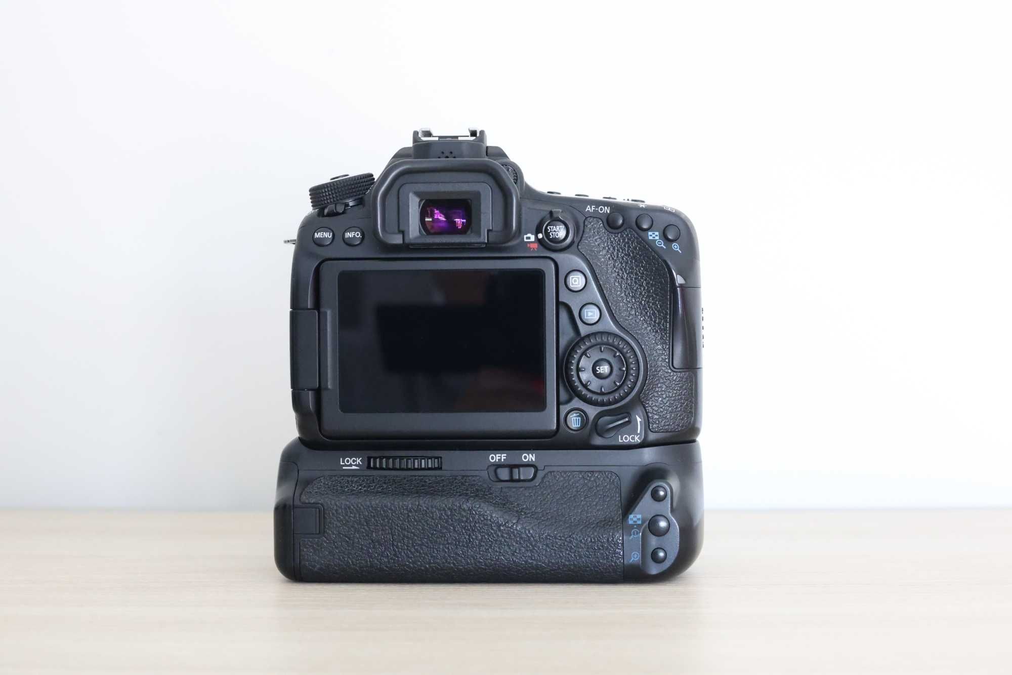 Vendo duas máquinas Canon em excelente estado – prontas a trabalhar