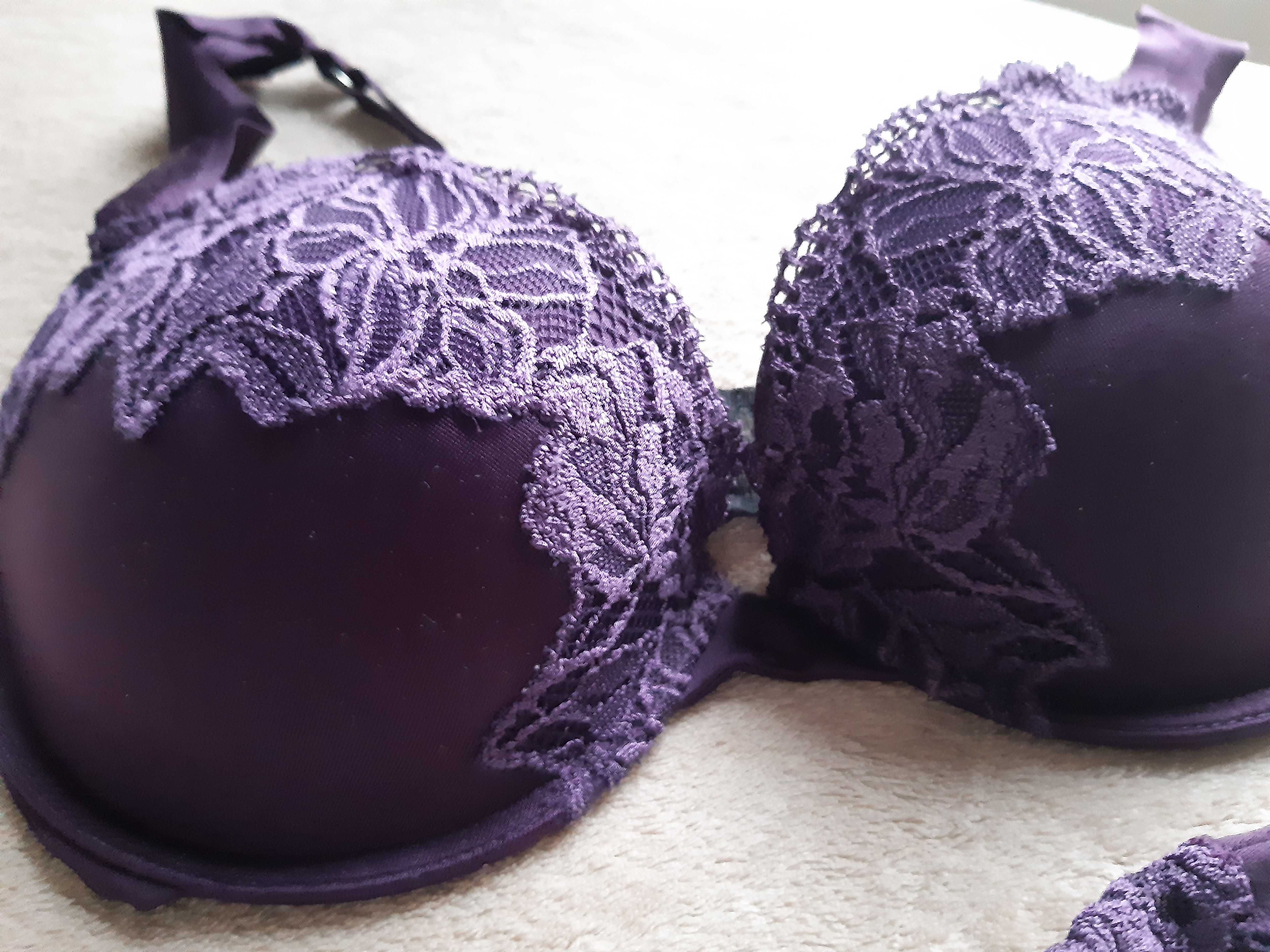 La senza zestaw figi rozmiar S biustonosz 75B push up