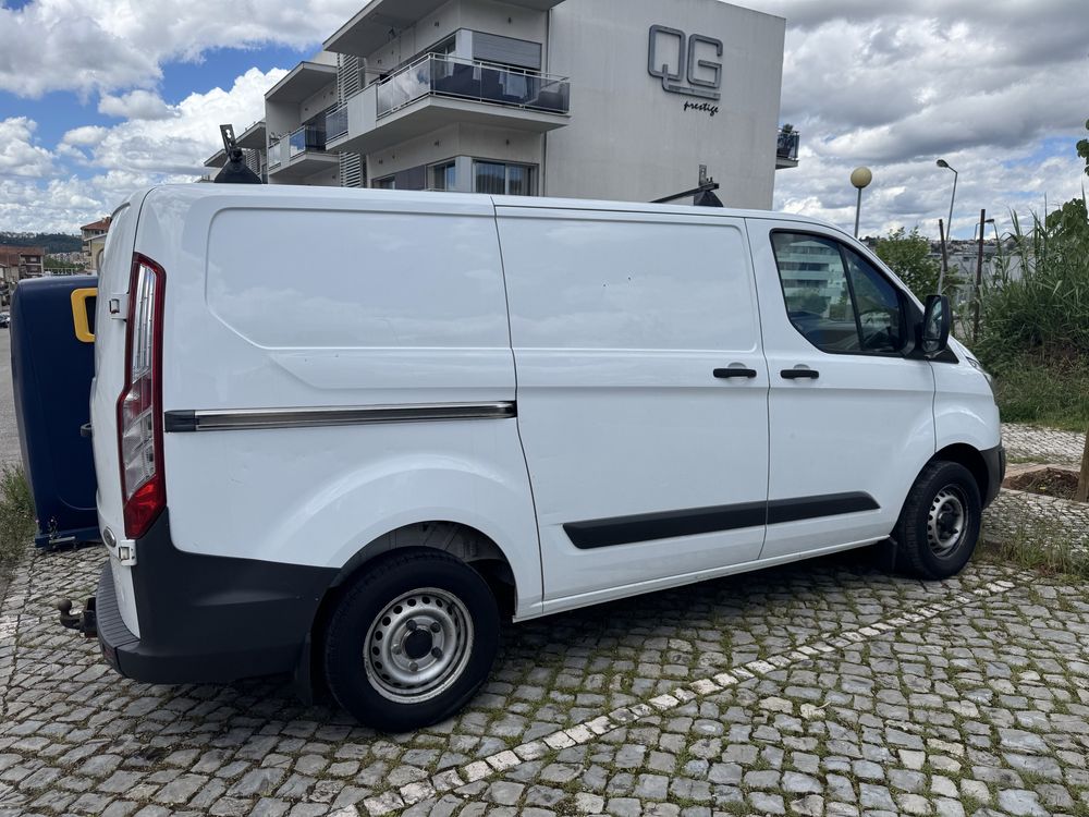 Carrinha Ford Custom, 2.2 CDI, 115000kms (Poucos Kms)