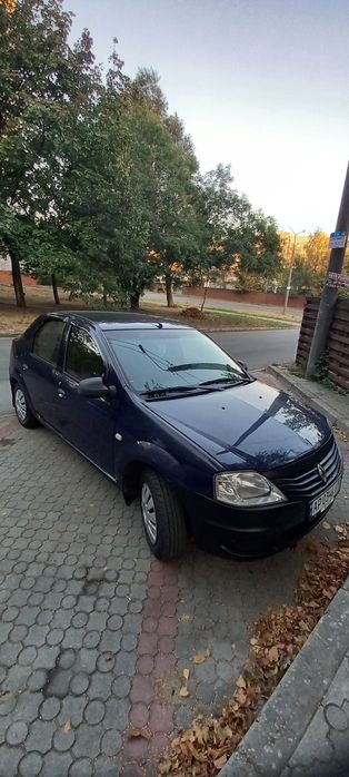 Авто в чудовому стані.