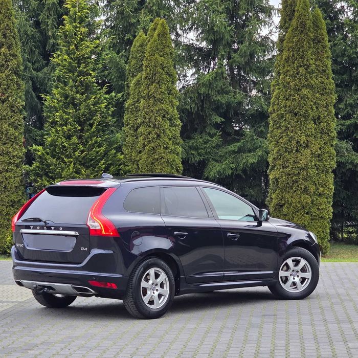 Volvo XC60      2016