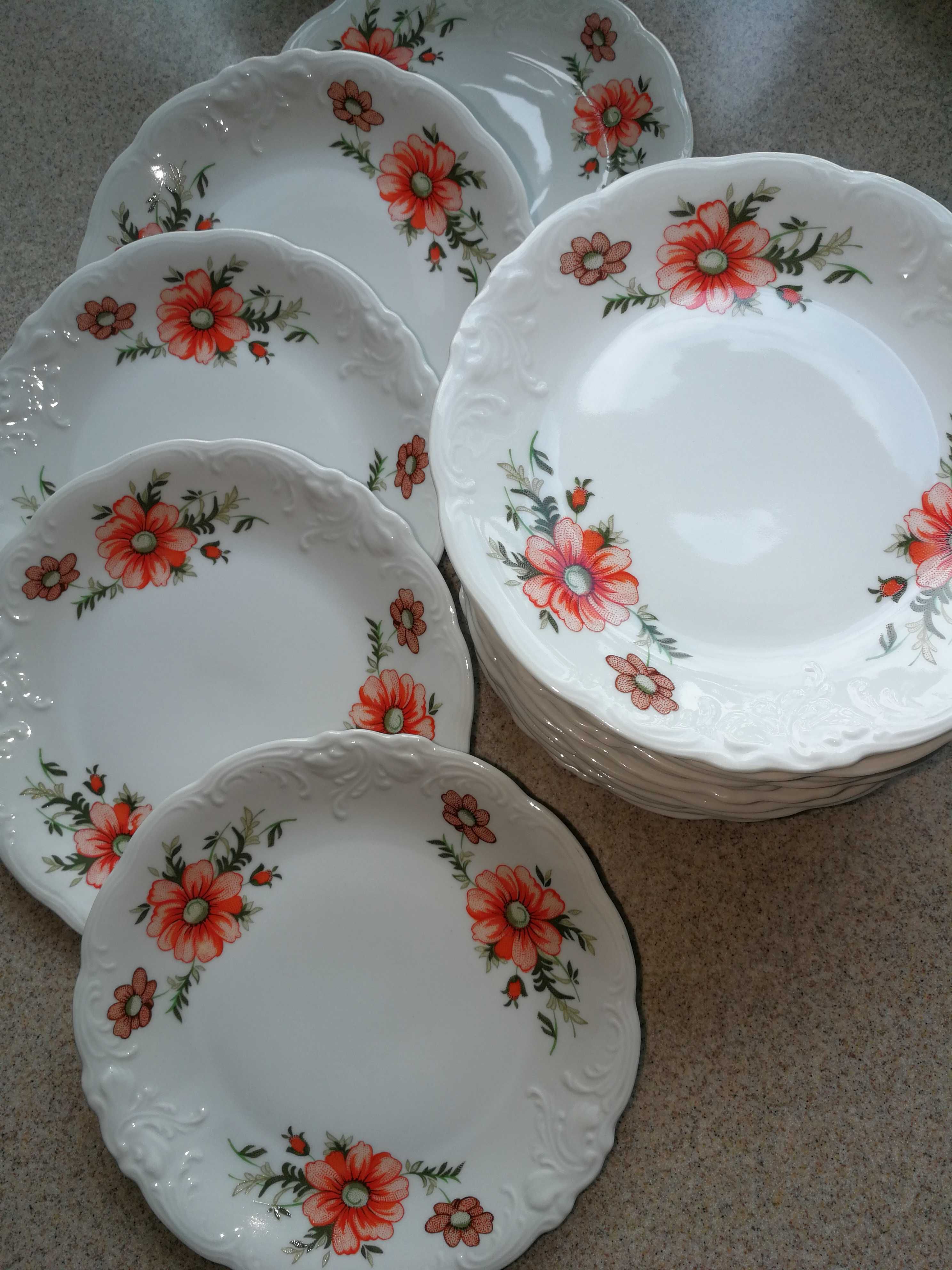 WAWEL Talerzyki deserowe/śniadaniowe 7 szt. porcelana z lat 80-tych