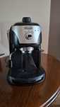 Ekspres  do kawy kolbowy Delonghi