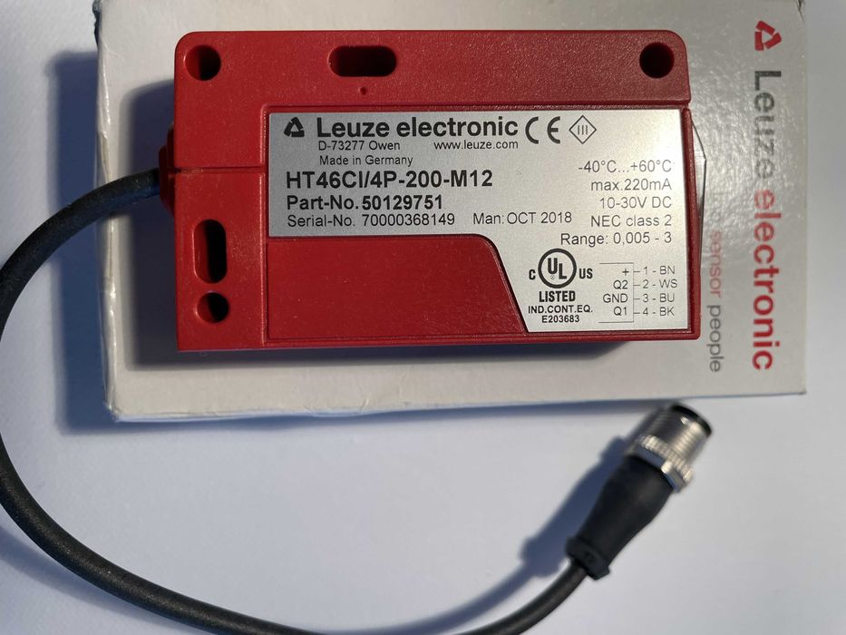 Czujnik optyczny odbiciowy z tłumieniem tła HT46CI/4P-200-M12, Leuze