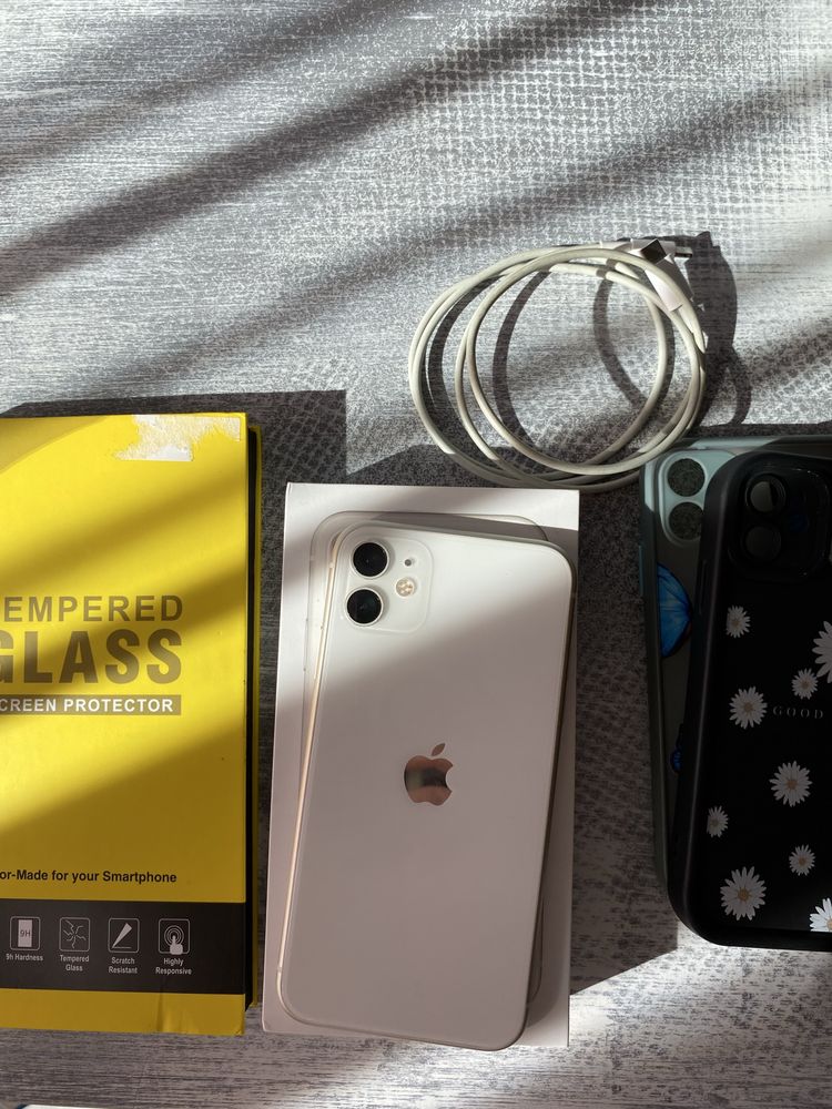 iphone 11 biały.