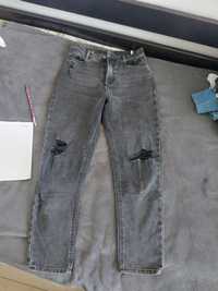 Рваные джинсы НМ 152