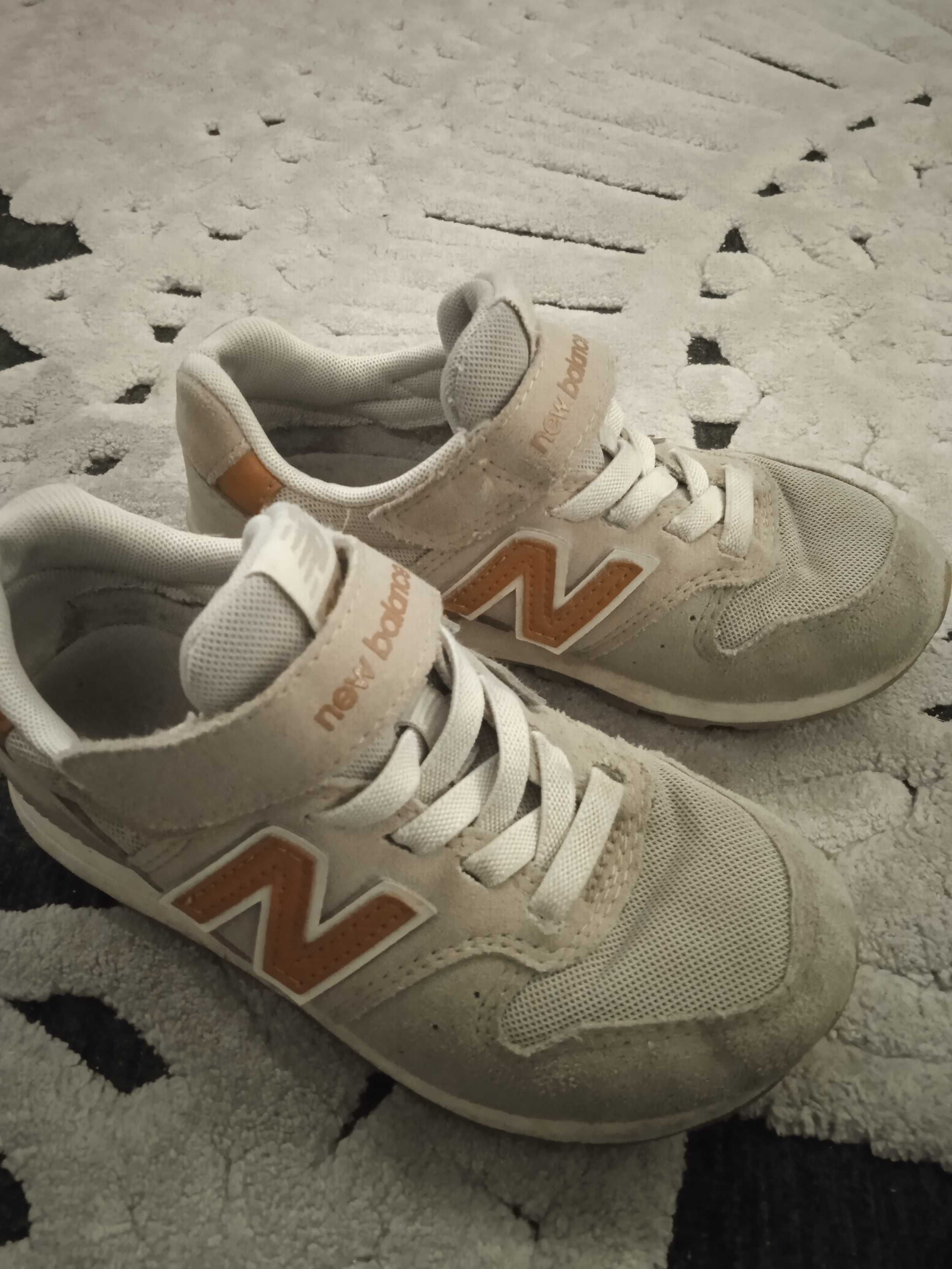 Buciki dziecięce new balance 50