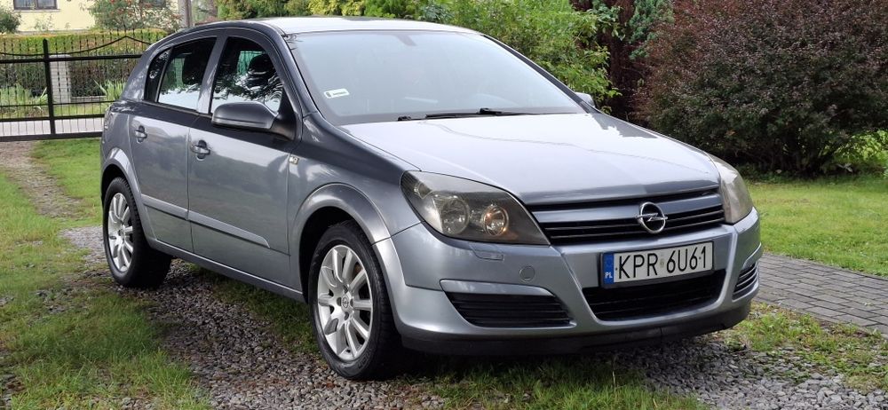 Opel Astra H , 1.4 benzyna,  NISKI PRZEBIEG