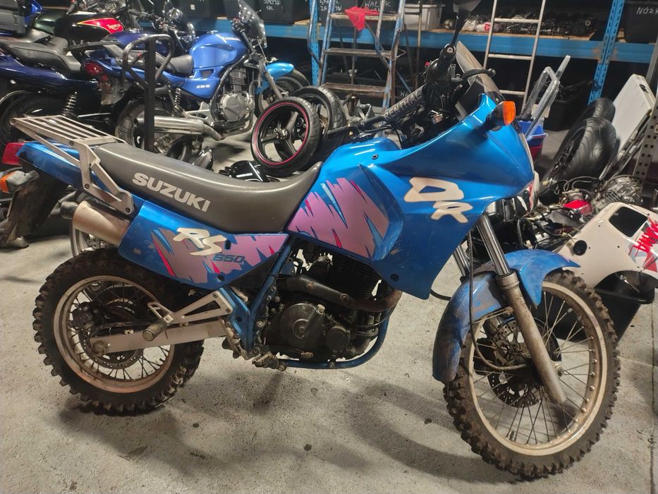 SUZUKI DR 650 na części .Na poszczególne części.