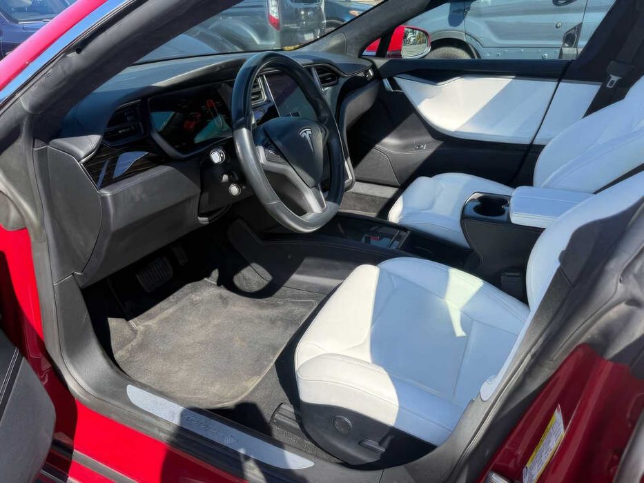 Tesla Model S 100D      2018