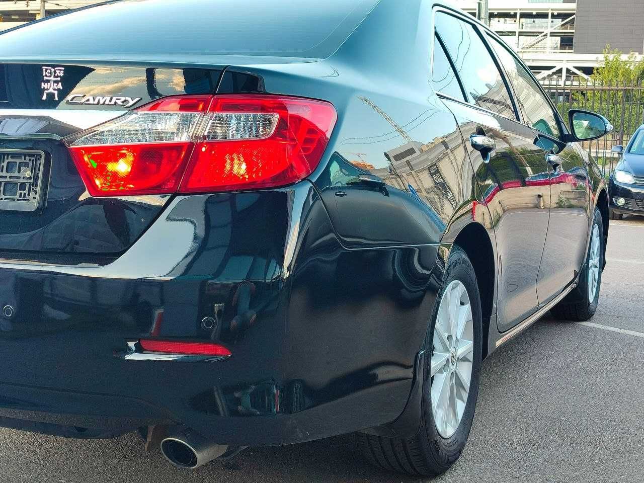 Toyota Camry VII (XV50), 2012 р., Автомат 2.5 л.