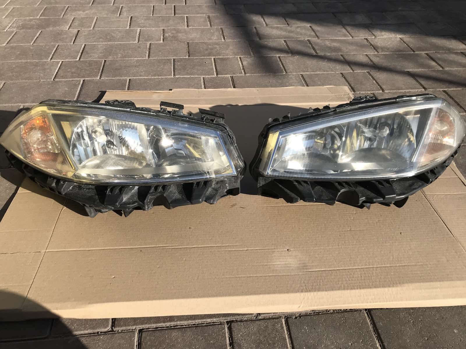 Передні Фари Renault Megane 2 Рено меган 2 2002-2006
