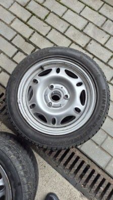 Felgi stalowe i opony zimowe do Smarta