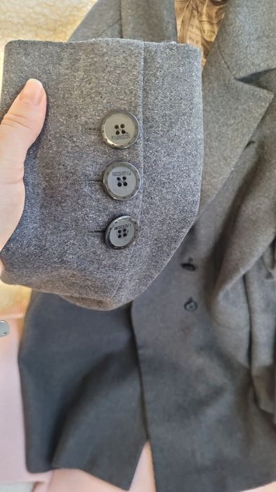 Жіноче шерстяні пальто-піджак в гарному стані на маленьку м