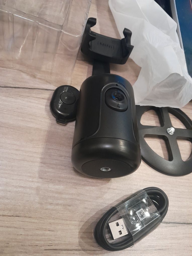 Auto Face Tracking Tripod, 360 Obrót twarzy Kamera telefonu