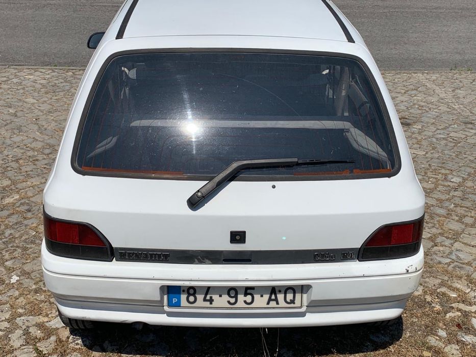 Renault Clio 1.1 1992 4 Portas - Bom Estado, Inspeção em Dia