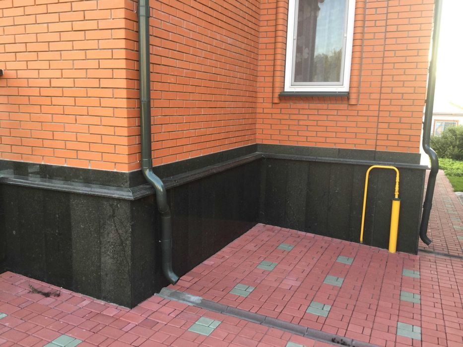 Стільниці із граніту/Сходи гранітні/Бруківка/Мрамор/Гранит