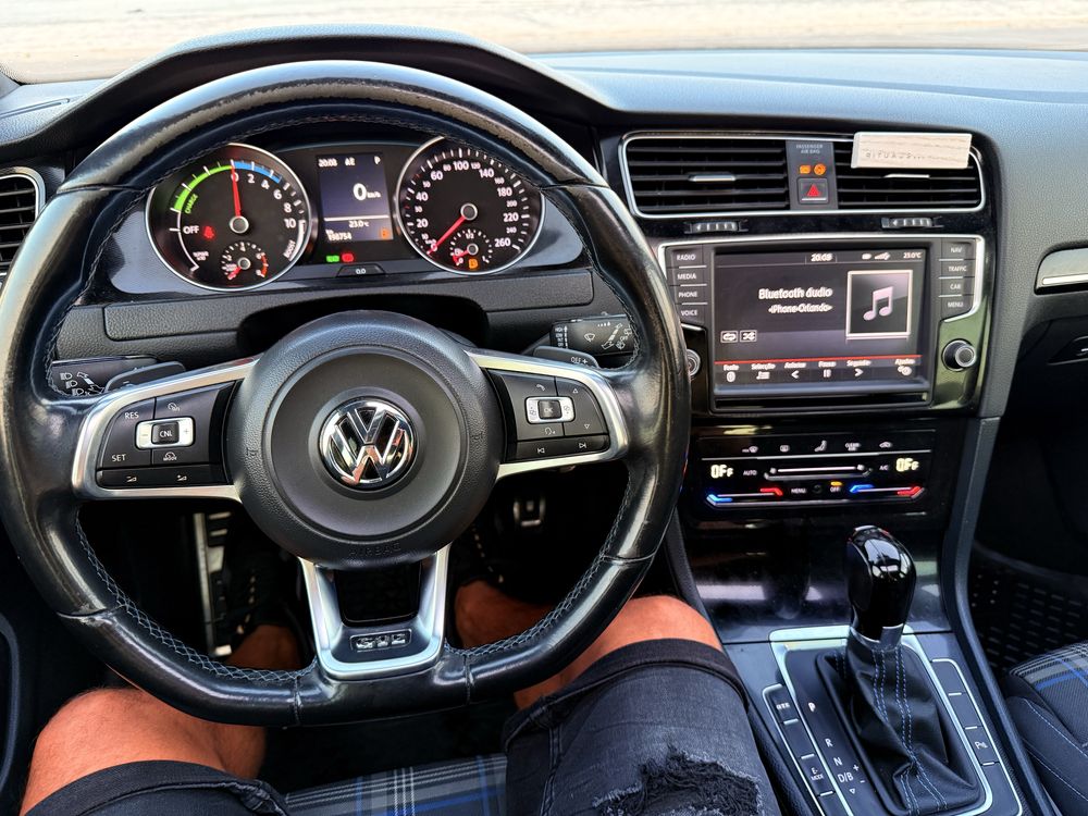 Vw golf GTE full extras 204+cv