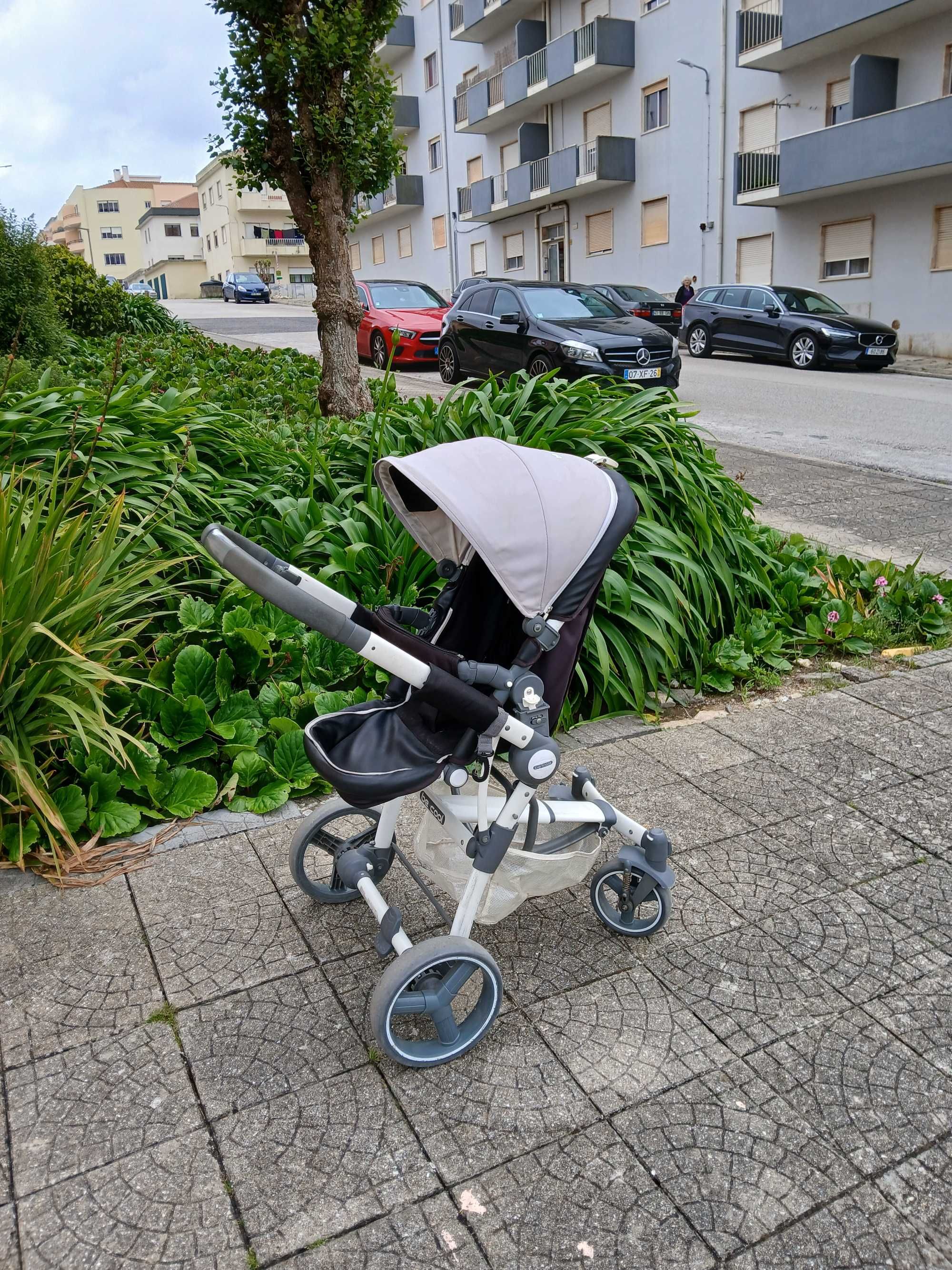 Duo Carrinho de bebé Be Cool Bandit (carrinho + cadeira + ovo)