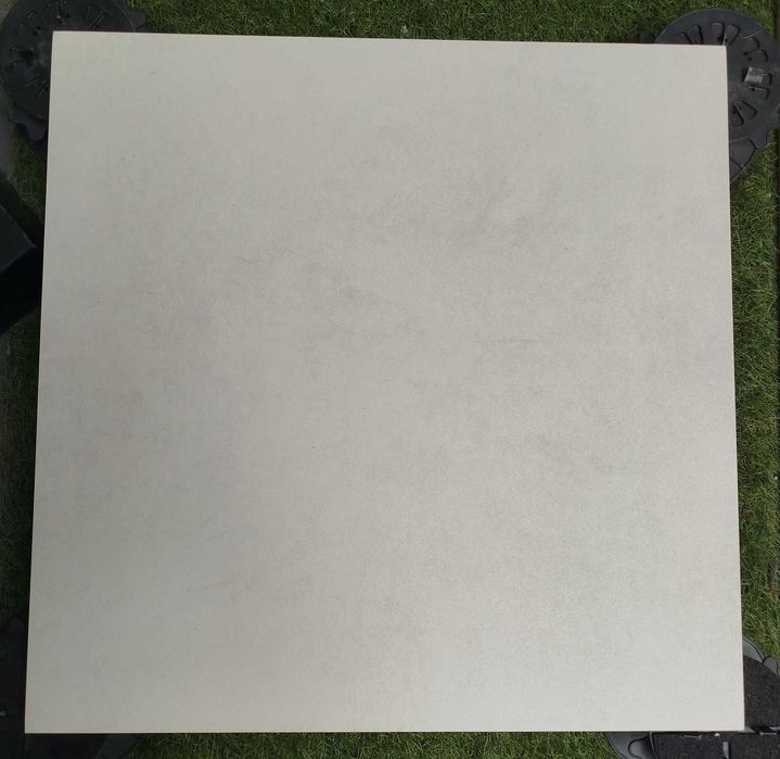 Płyta tarasowa gresowa zamiast kostki 20 mm MAGNETIK BIANCO 60x60 2cm