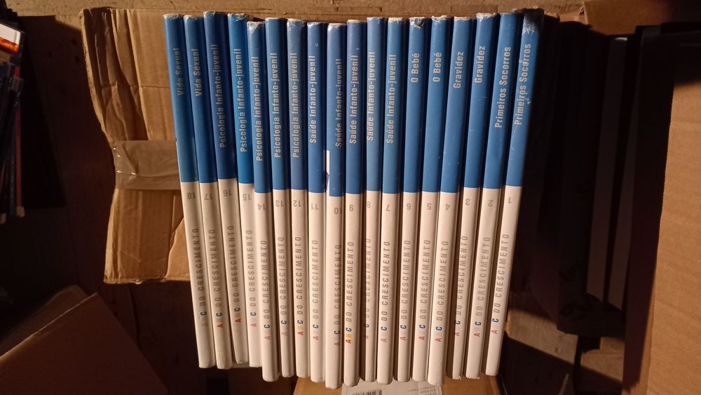 Vendo coleção completa ABC do Crescimento, muito barata.