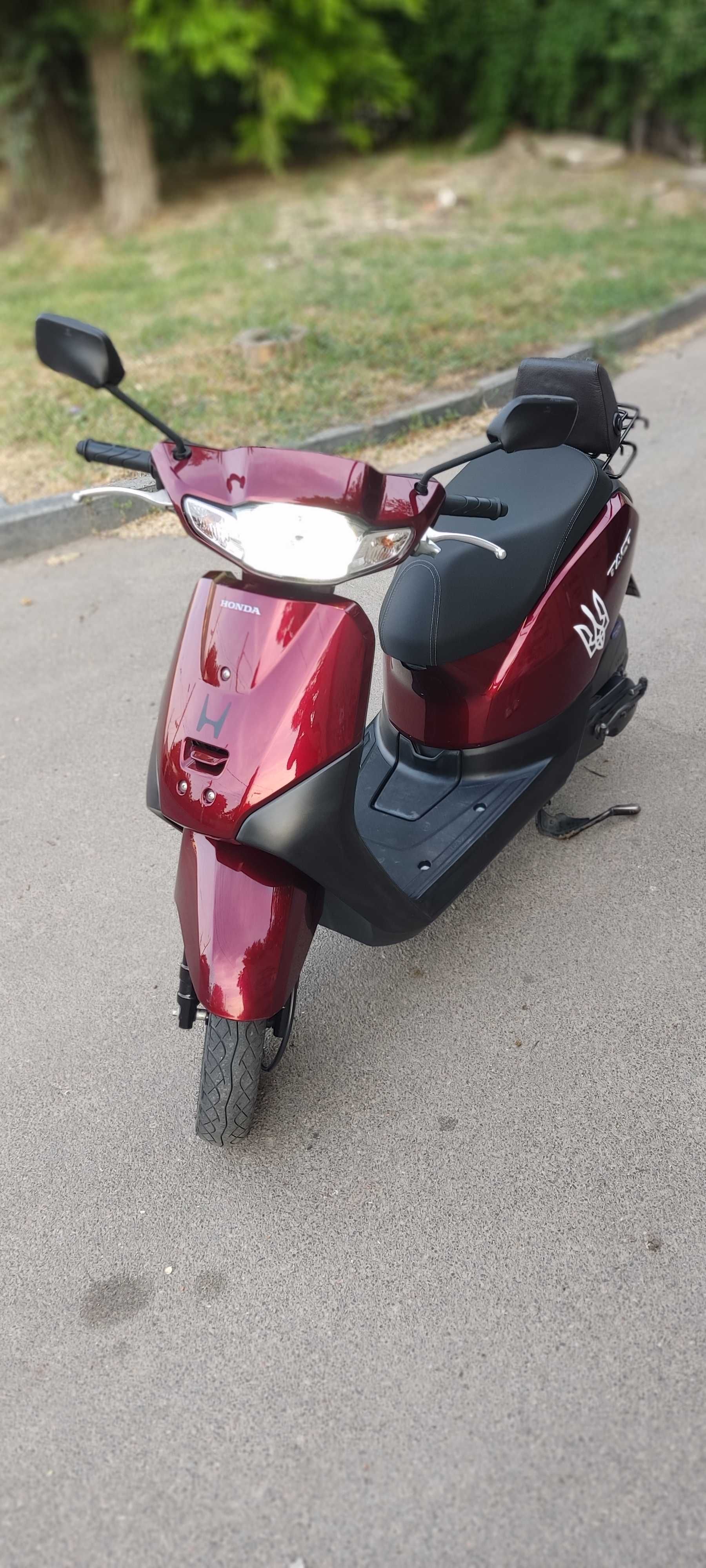 Продам Honda Tact AF-75