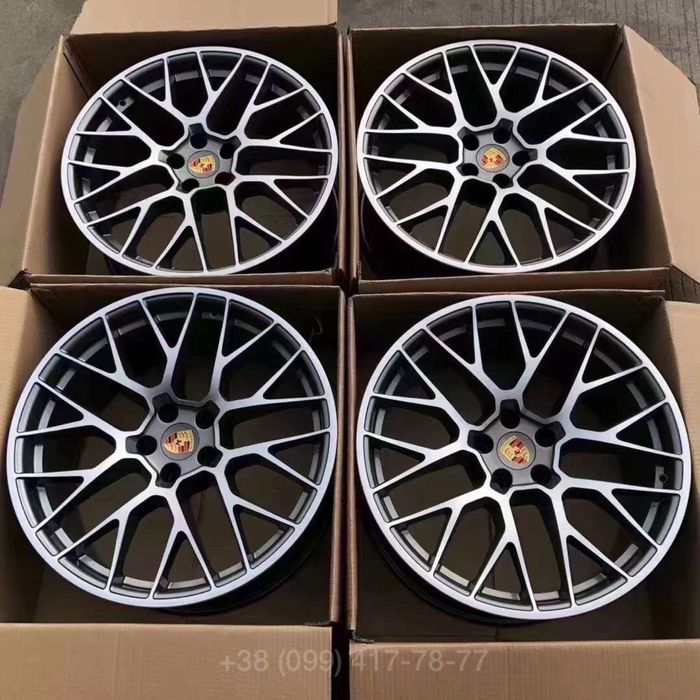Легкосплавные литые диски R20 5x112 RS Spyder Porsche Macan Порш Макан