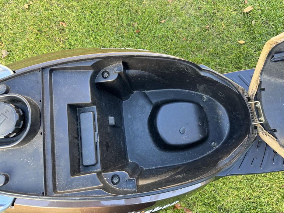 Peugeot Kisbee 2015 rok 4T