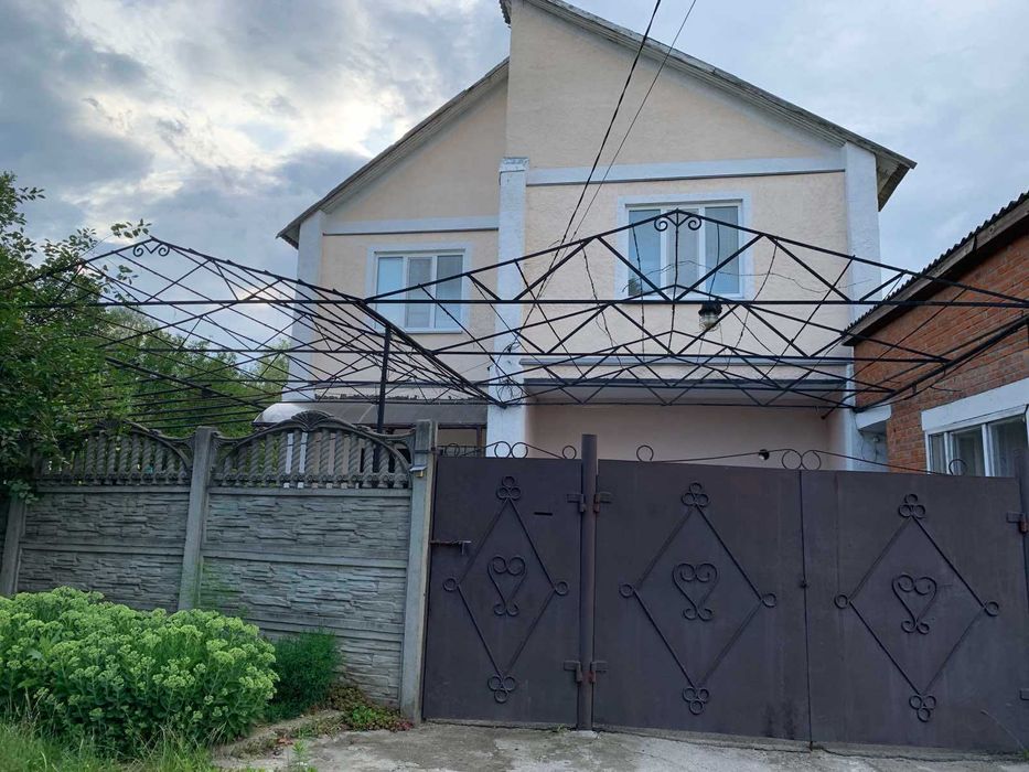 Продам будинок.Р-он вулиці Довженка