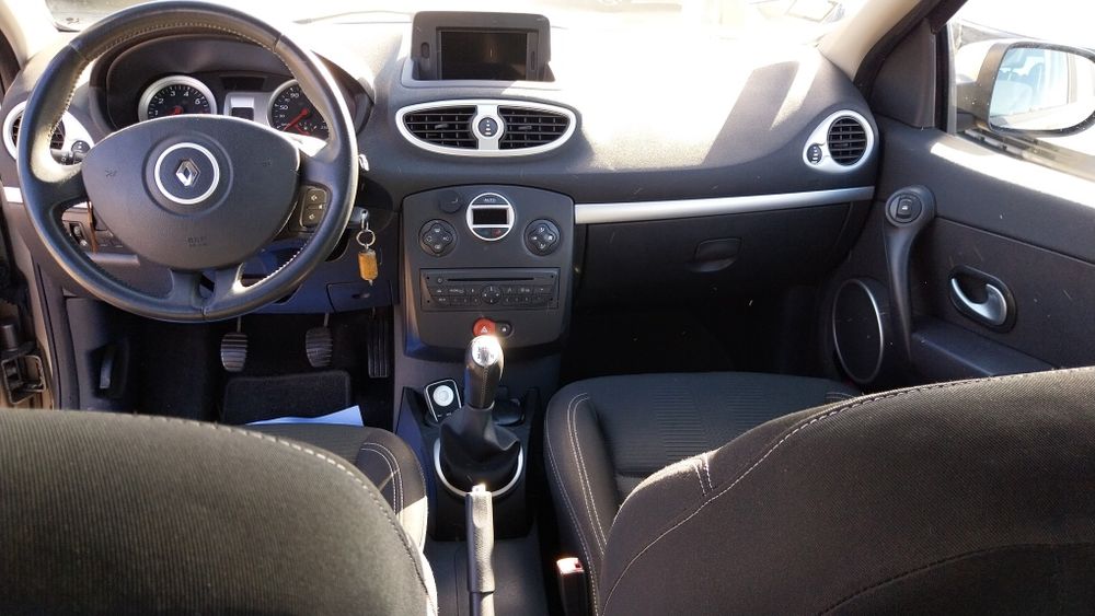 Renault Clio 1.2 gasolina 16v 75cv