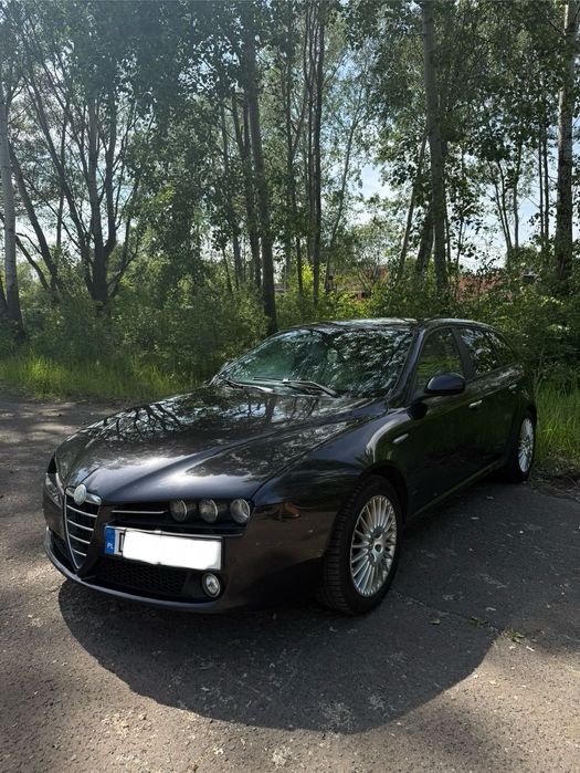 Alfa Romeo 159 Alfa Romeo 159 1.9JTDM Sportwagon Distinctive