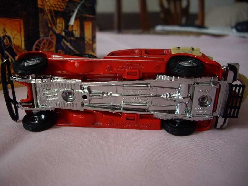 Matchbox Model Of Yesteryear Cadillac Fire Wagon