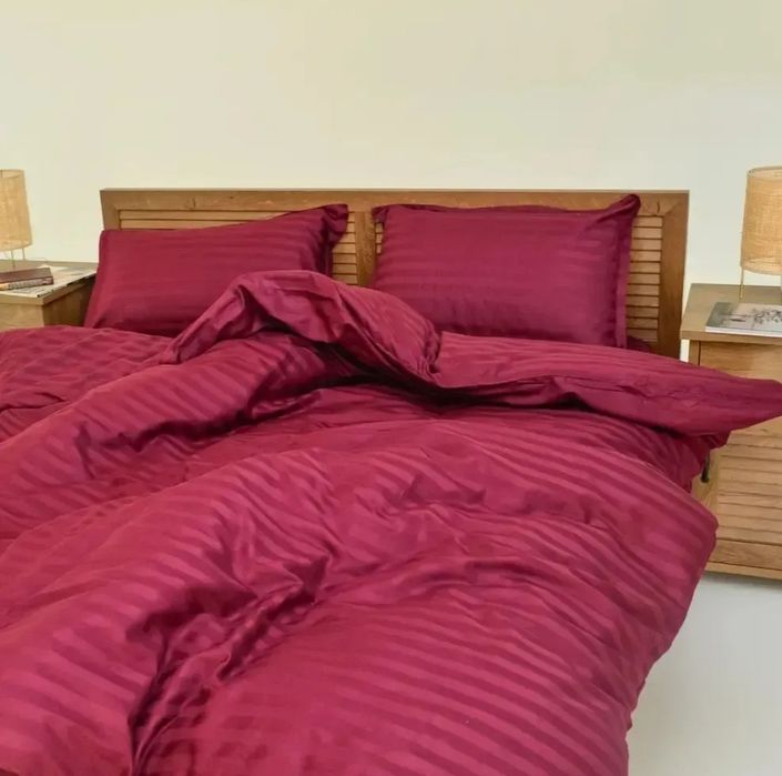 Комплект постільної білизни сатин євро простирадло на резинці