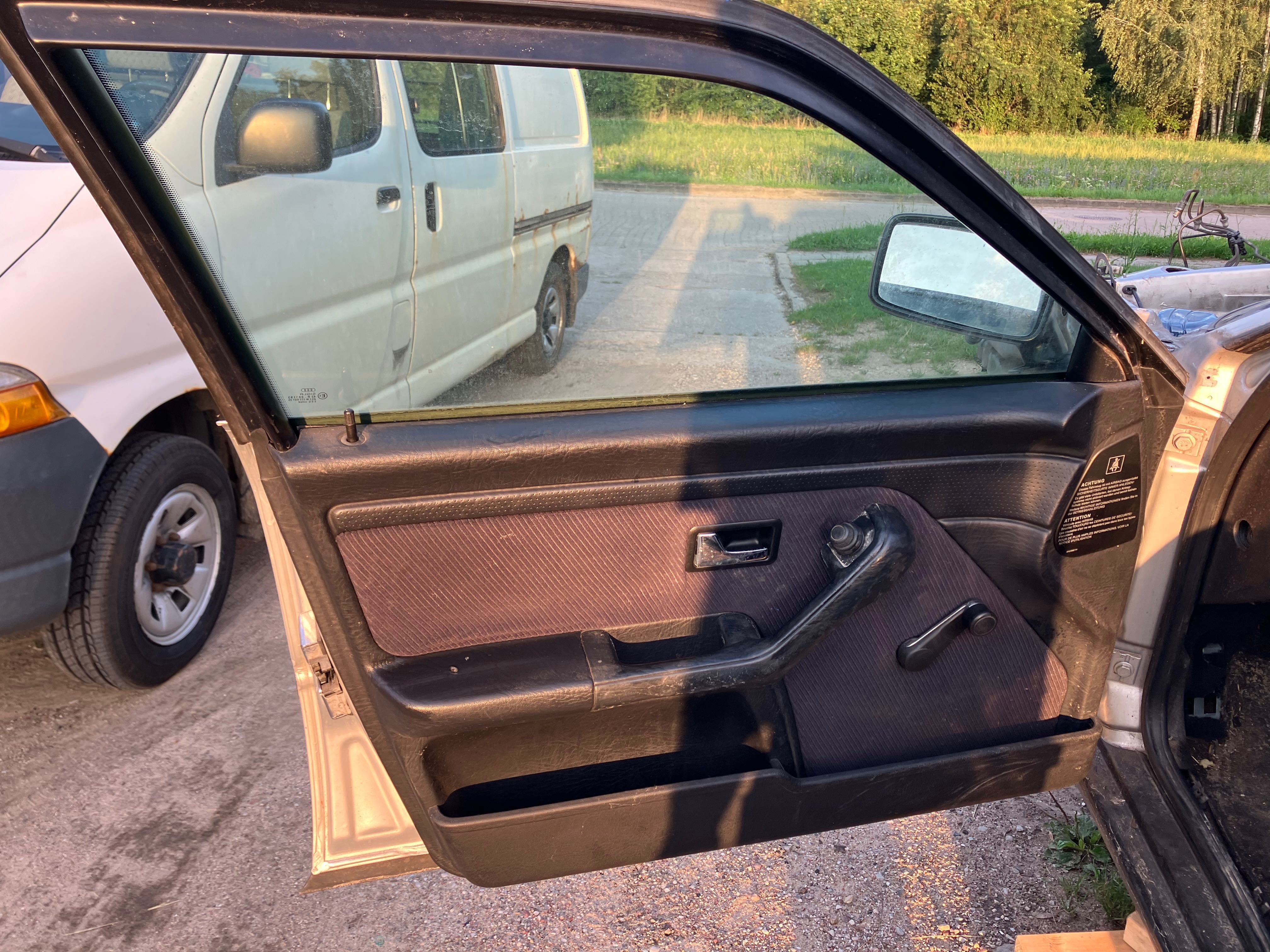 Audi b4 1.9tdi.zderzak,błotniki,dzwi